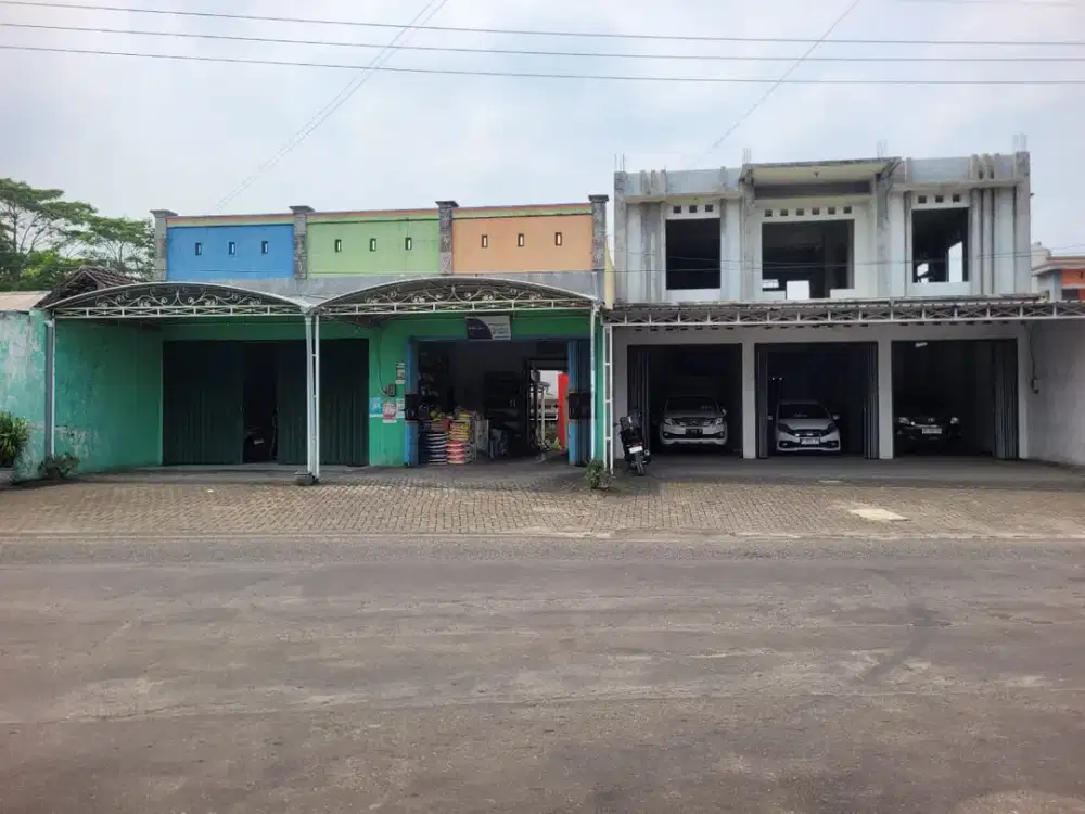 Toko dan Showroom Strategis dan Murah di Kawasan Dlanggu, Mojokerto dekat dengan Wisata Air Balekambang