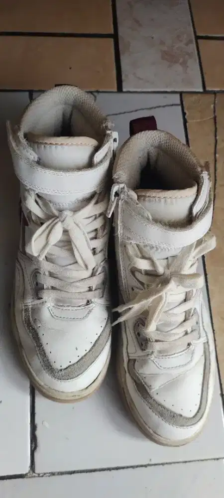 Jual sepatu anak, merek ZARA ori, ukuran 36