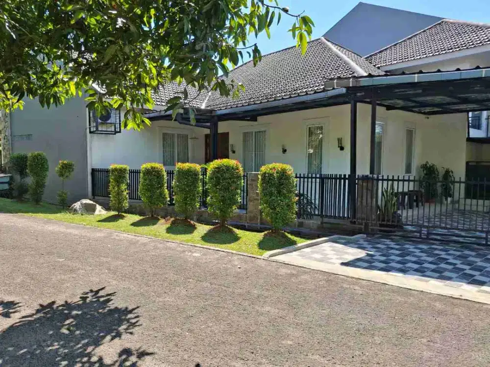 Dijual rumah full furnish di Taman Legian sentul