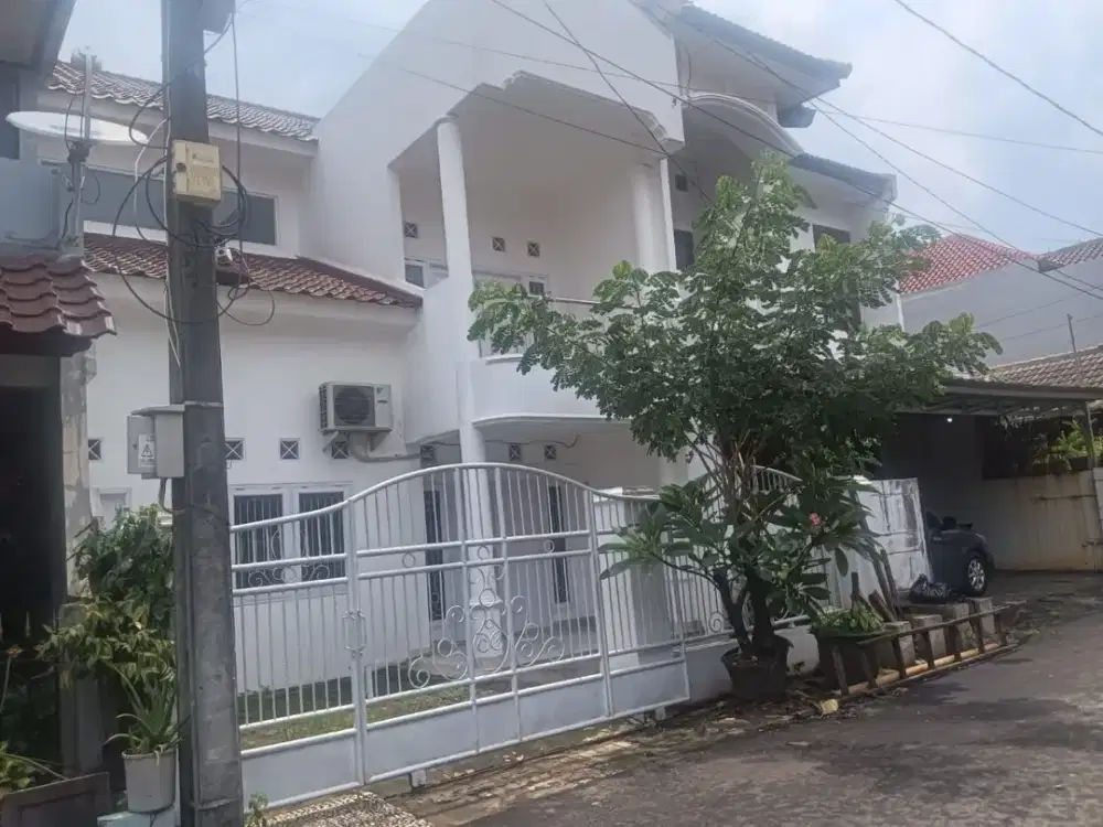 Rumah Asri dan Nyaman Siap Huni di Komplek Perumahan Beji Permai Depok ,Lokasi Tenang dan Aman dan Dijaga Satpam 24 Jam Cocok Buat Tempat Tinggal