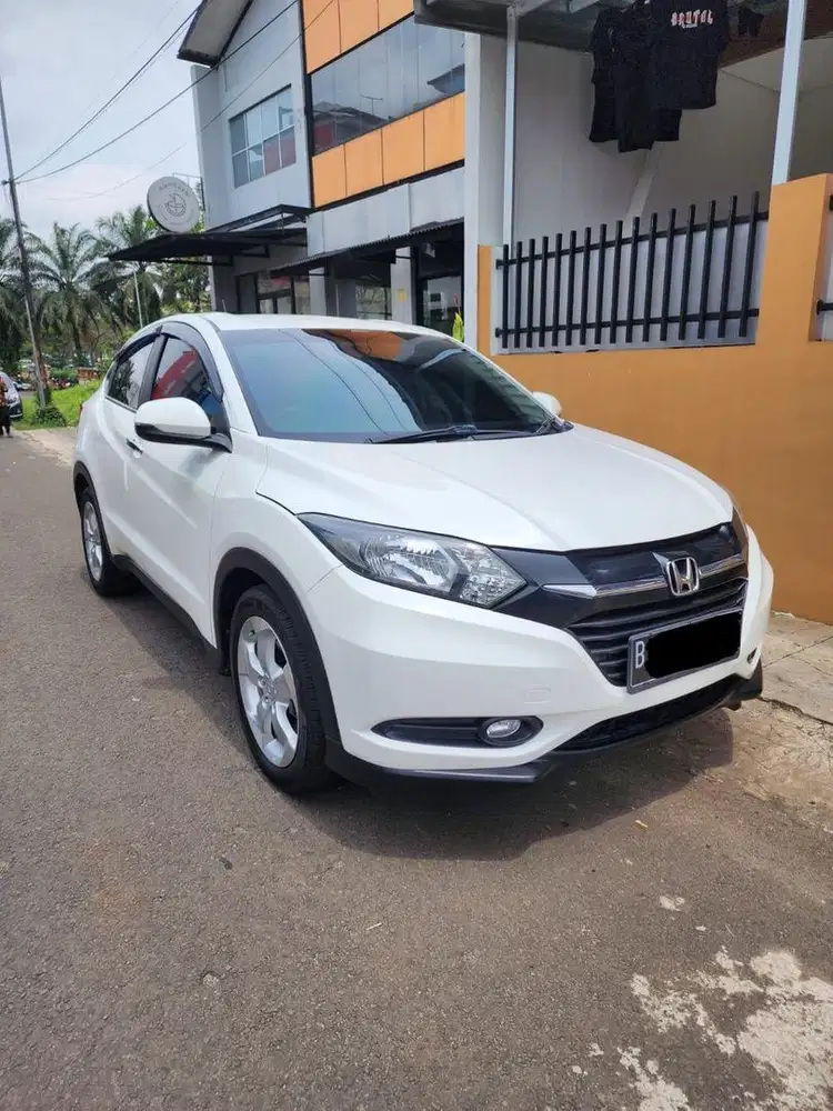 CASH LOW KM HONDA HRV E AT 2016 TANGAN PERTAMA