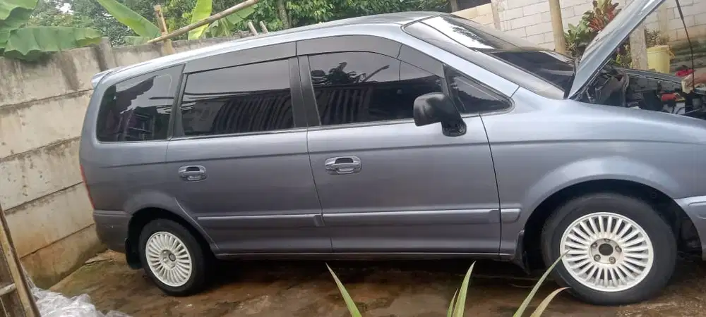 Hyundai Trajet 2001 Bensin