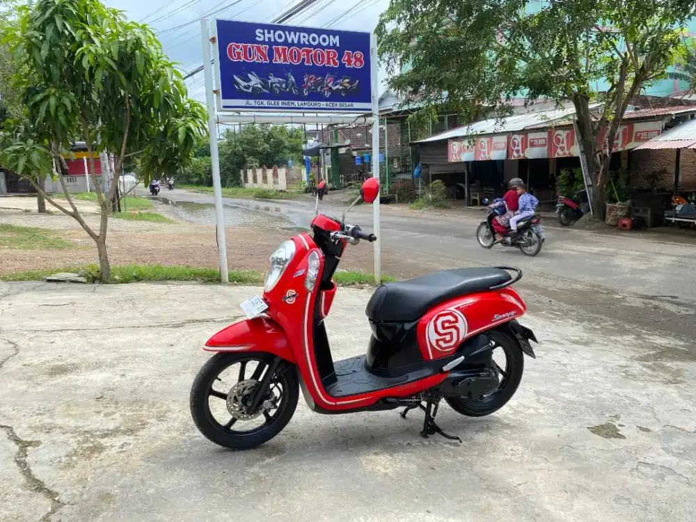D jual honda scoopy tahun 2015