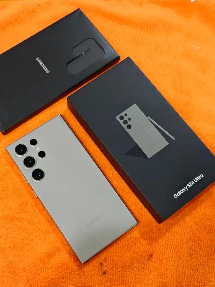 Samsung Galaxy S24 Ultra 512 like new original SEIN