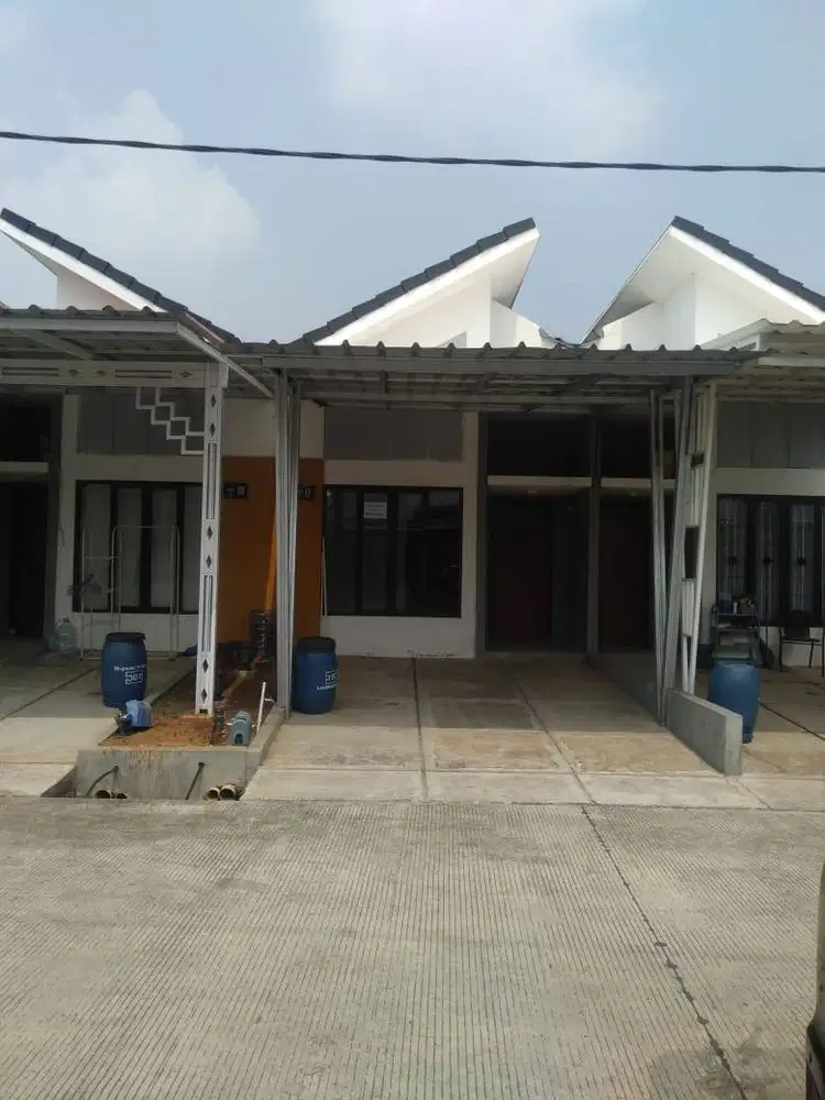 Disewakan rumah di kawasan 3 bisnis center Cluster Lavender Blok A2/17