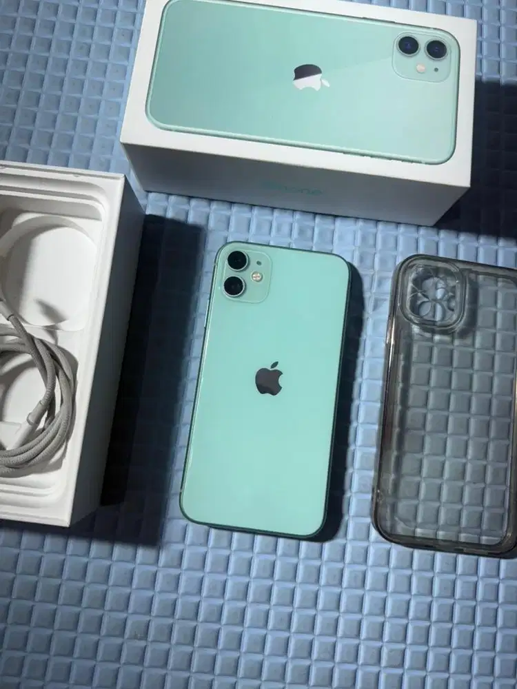 IPHONE 11 128Gb iBox