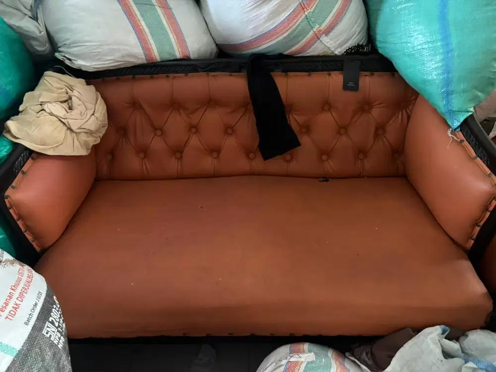 Kursi tamu 3 pasang meja 2