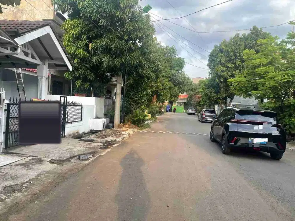 Dijual Rumah Bagus Bebas Banjir di Taman Buaran Indah, Jakarta Timur