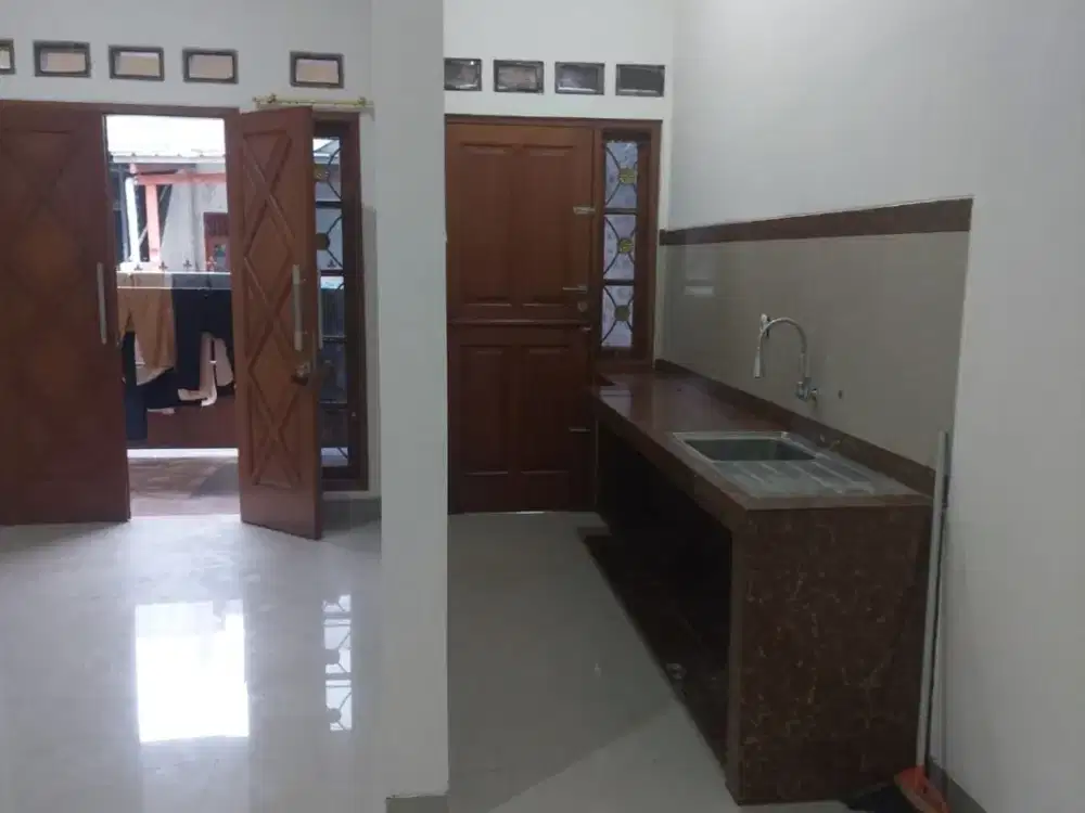 Disewa Rumah Bagus Di PJMI Bintaro