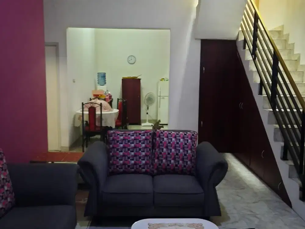 Dijual Rumah Bebas Banjir Lokasi Strategis Lingkungan Nyaman & Asri Di Ciracas, Jakarta Timur