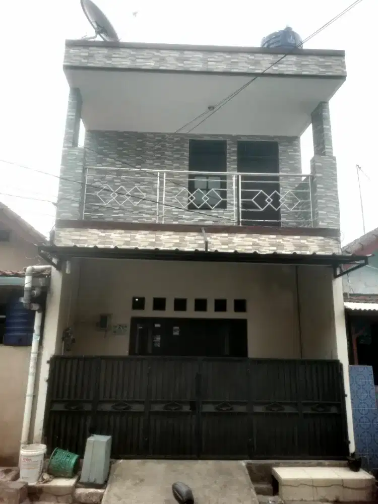 Di jual rumah siap huni , shm