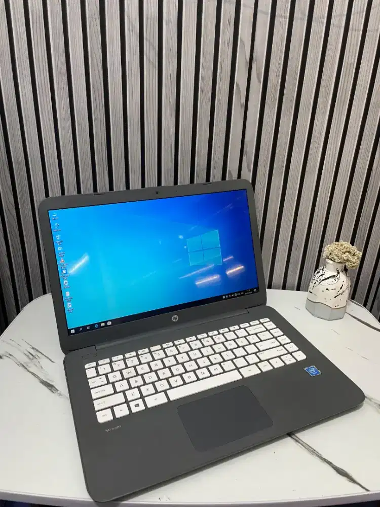 Laptop HP Stream 14 Dibawah 2jtaan