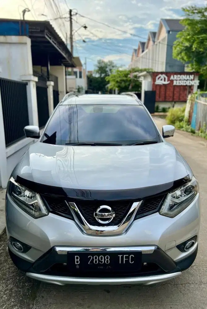 Nissan X-Trail 2015 Bensin
