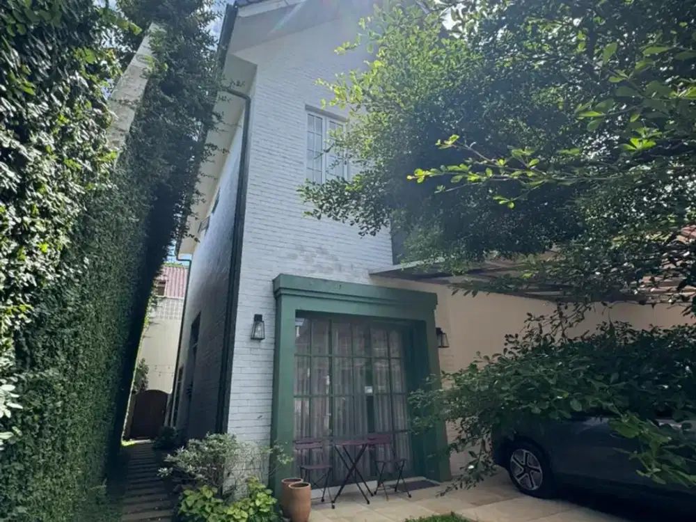 Rumah Cantik di Pusat Kota Bandung, Turangga