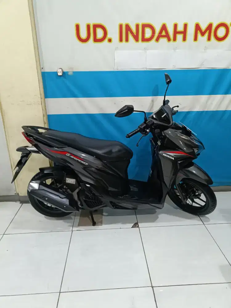 KTP luar kota bisa kredit HONDA VARIO 125 ESP CBS SPORTY FI ECO 2021