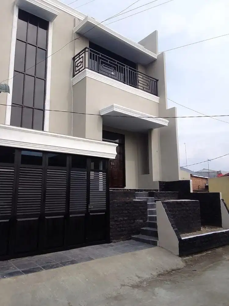 Jual rumah sama isinya