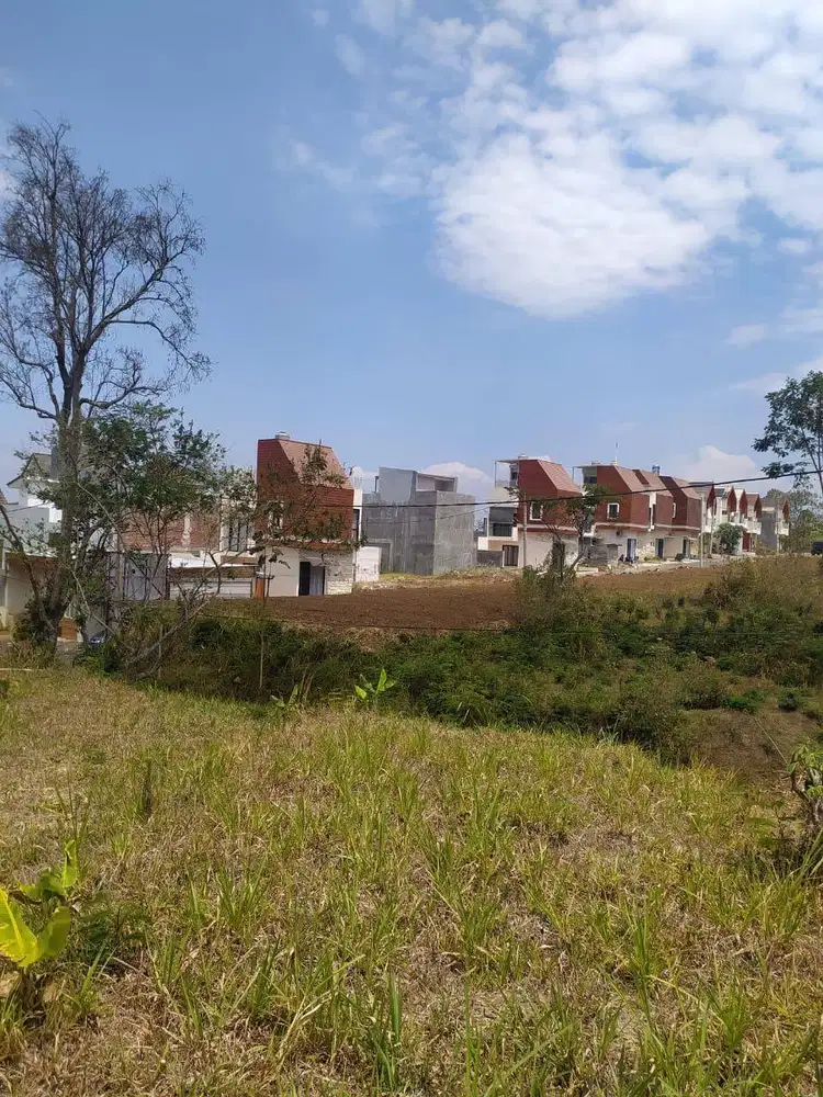 Dijual tanah di Batu Malang Panderman Atas Batu