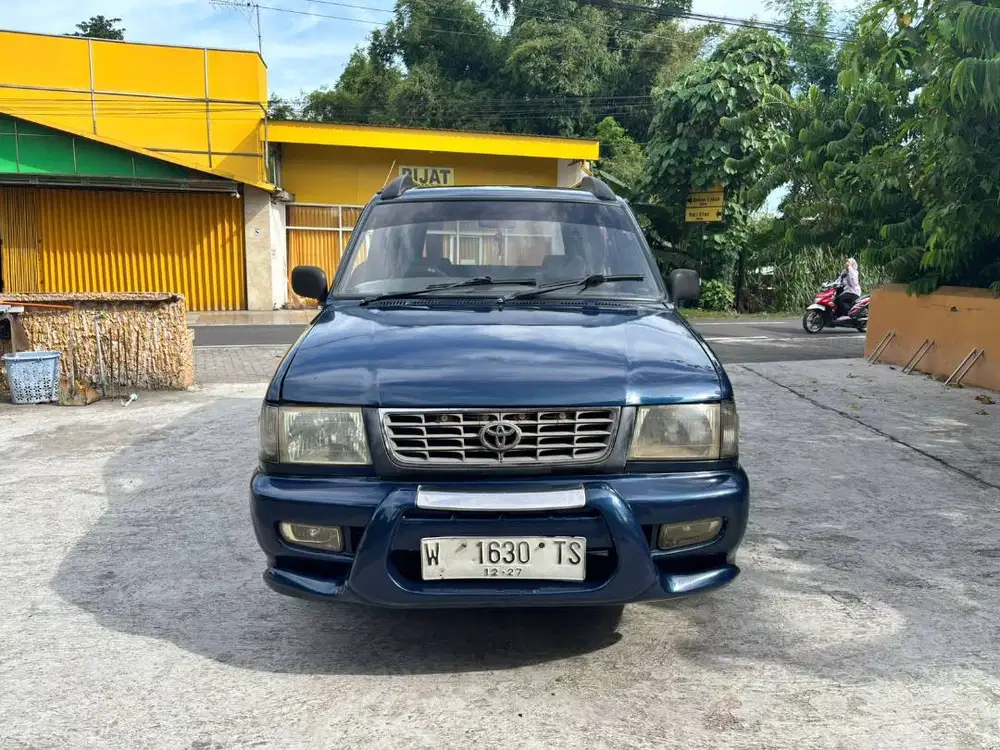 Toyota Kijang 2.4 LSX 2001 Plat W mujiono mobil bekas sekoto kediri