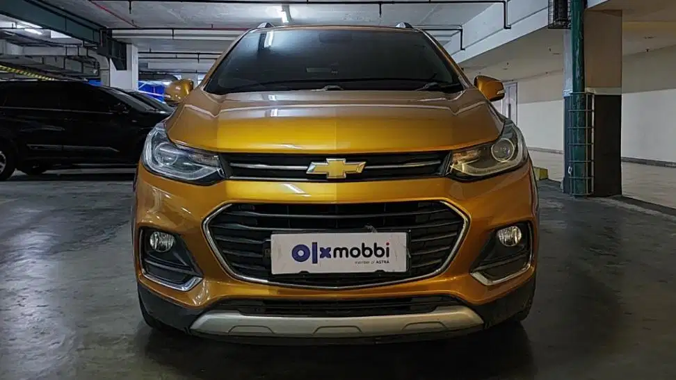 TDP 8,JT Chevrolet Trax 1.4 Premier Bensin-AT Orange 2018