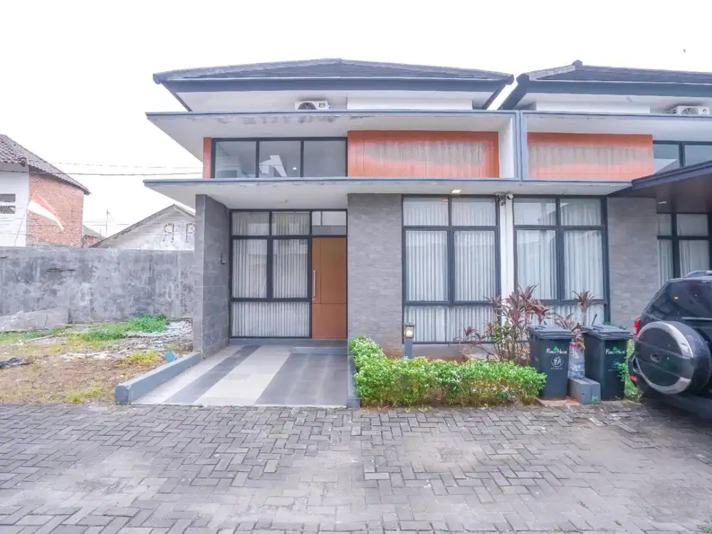 Rumah SHM 12 Menit ke Mall Bekasi Junction Hadap Timur J-36510