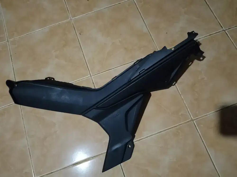 (Supra GTR 150)Body kasar sebelah kanan, kondisi bagus minus pemakaian