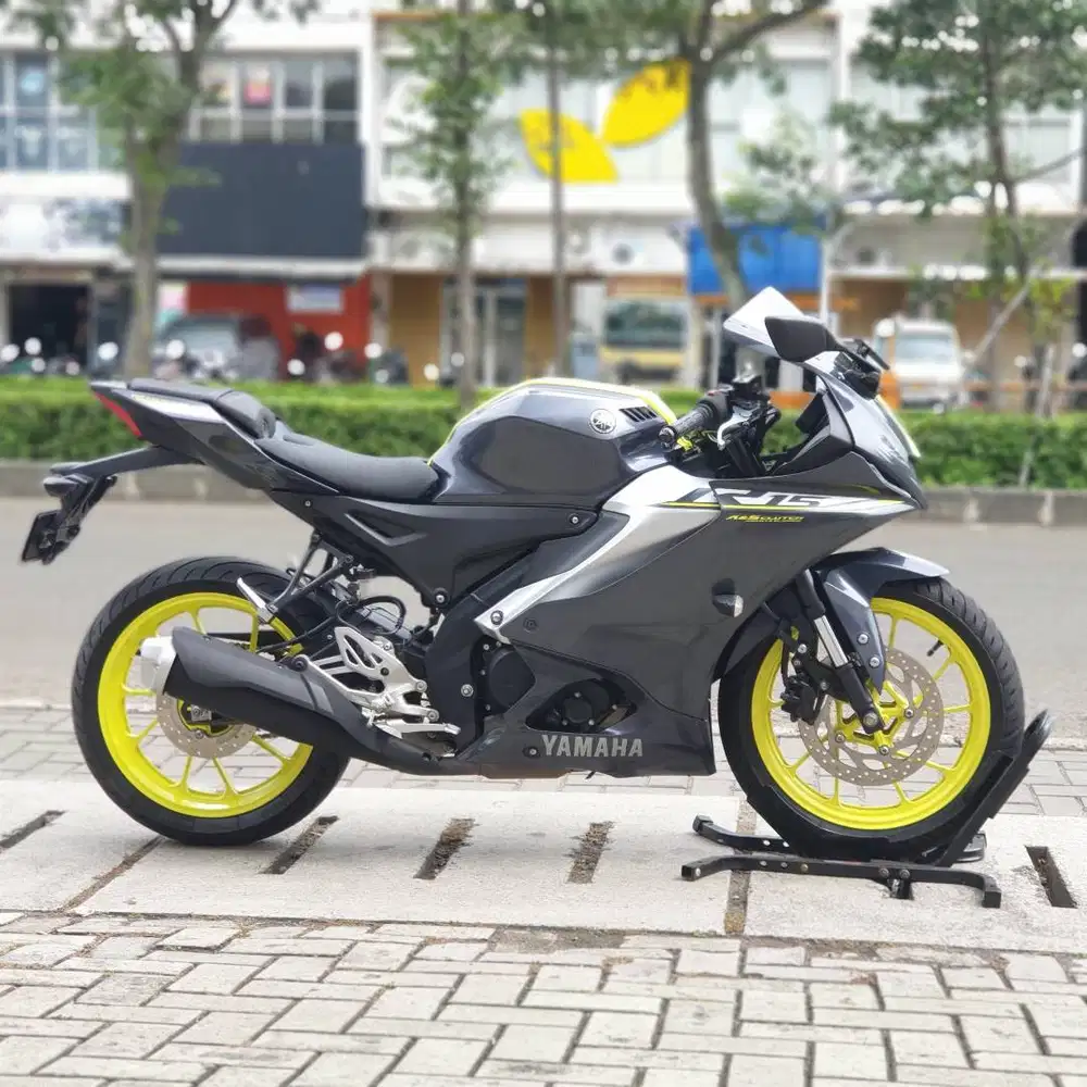 YAMAHA R15 V4 GREY 2023 KM RENDAH PAJAK PANJANG NO MINUS