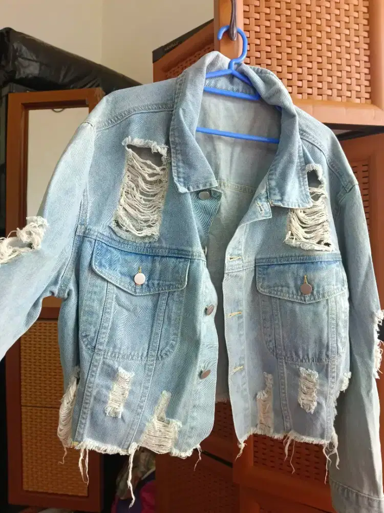 Jaket jeans baru