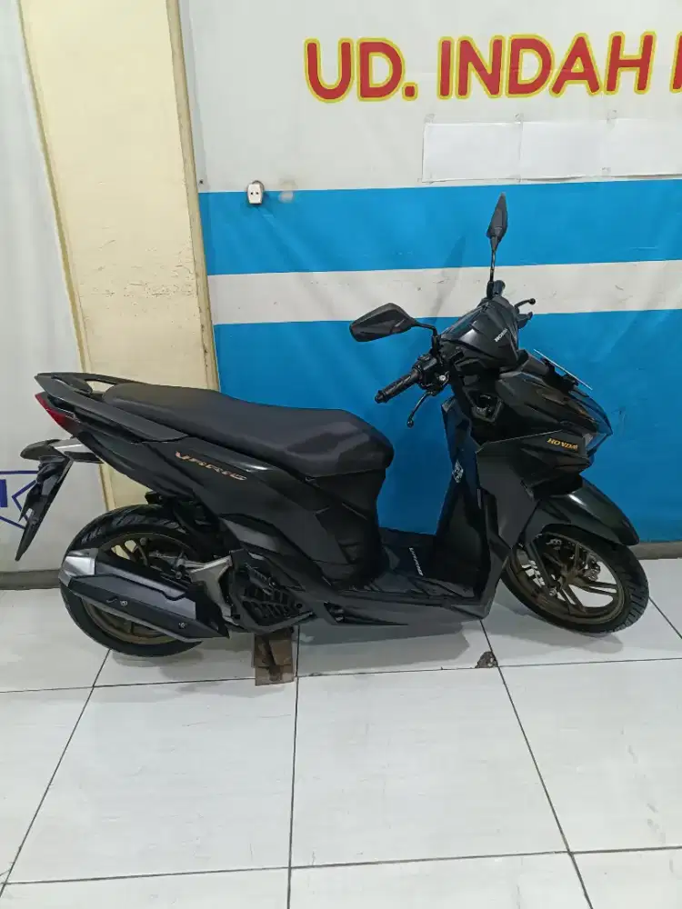 LIKE NEW HONDA VARIO 125 ESP CBS ISS EXCLSV KEYLLES REMOT 2025