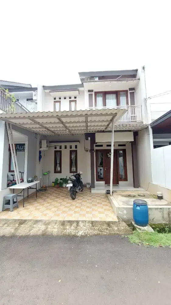 Dijual Cepat Rumah 2 lantai d Ciputat Pamulang nyaman dan bebas banjir