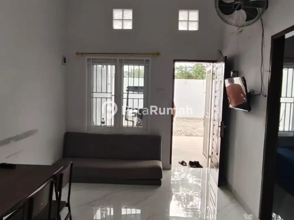 DIJUAL RUMAH JALAN SURYA HAJI KOMPLEK MENTARI ION-DAERAH TEMBUNG (mike)