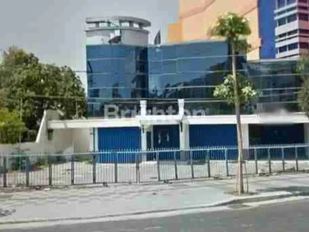 Gedung 2 Lantai Nol Jalan Raya Gubeng