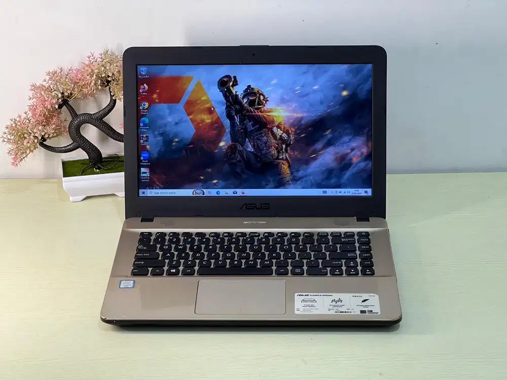 Asus VivoBook X441U i3-6006U RAM 8 SSD 256 GB Full Upgrade Mulus