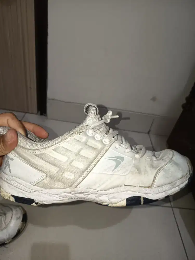 Sepatu Flypower Rio Gold V1