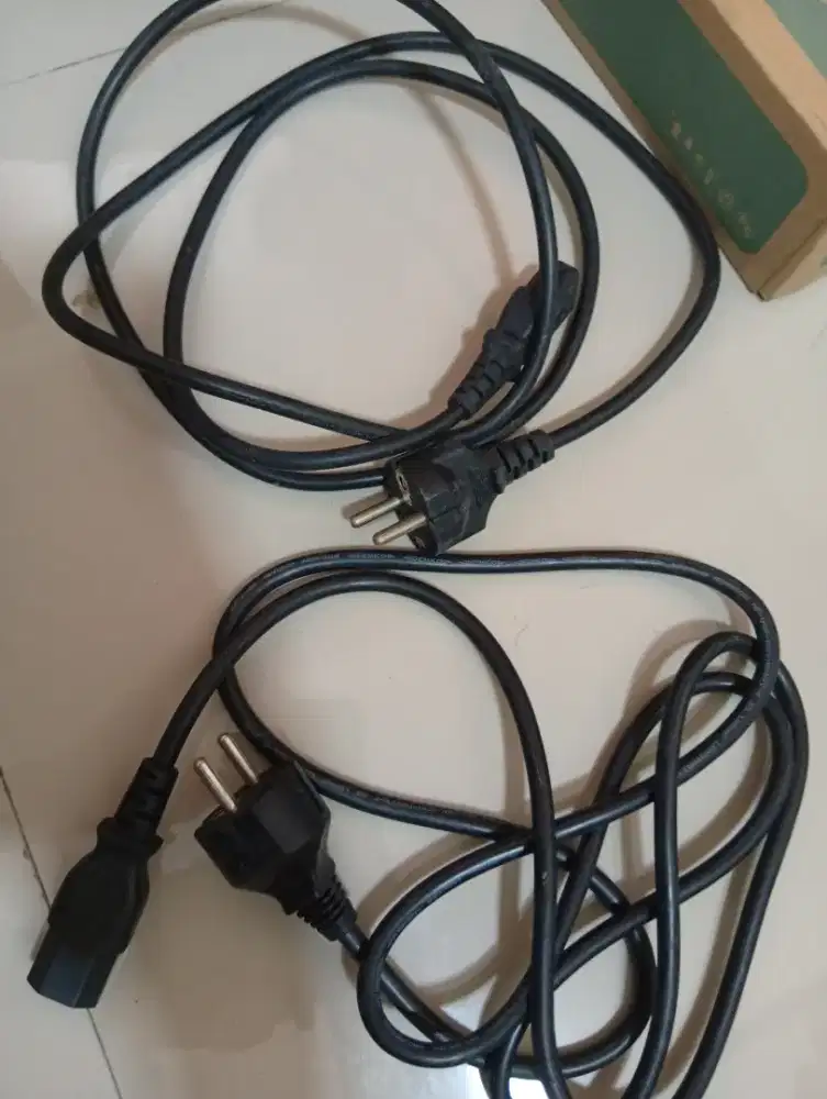 Kabel power pc / cpu