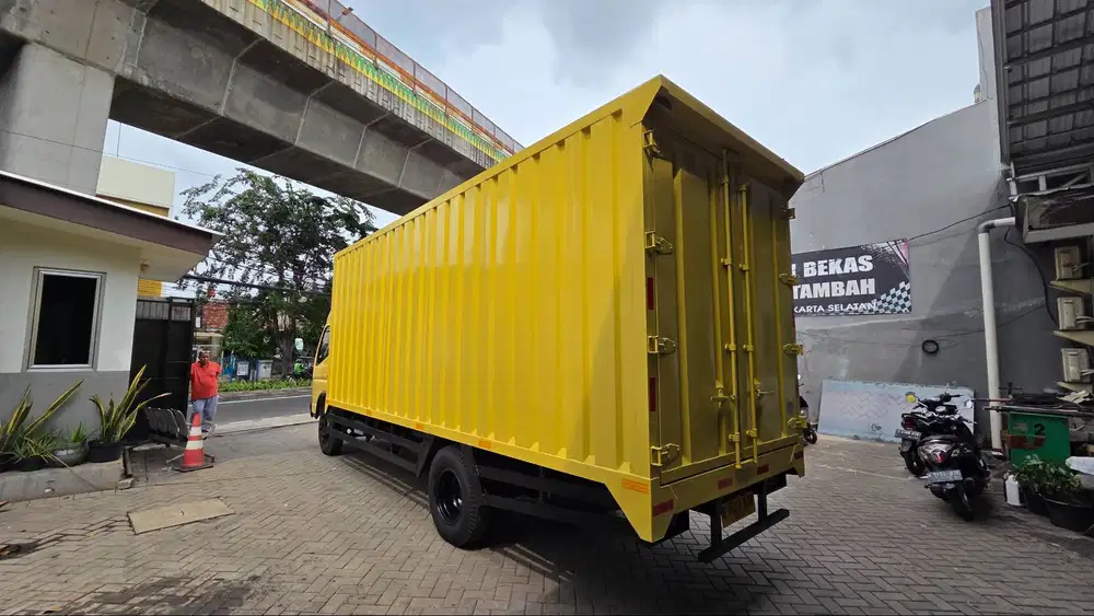 Mitsubishi Colt Diesel FE 74 Long N E4 136PS 6R + Box Besi - 2023