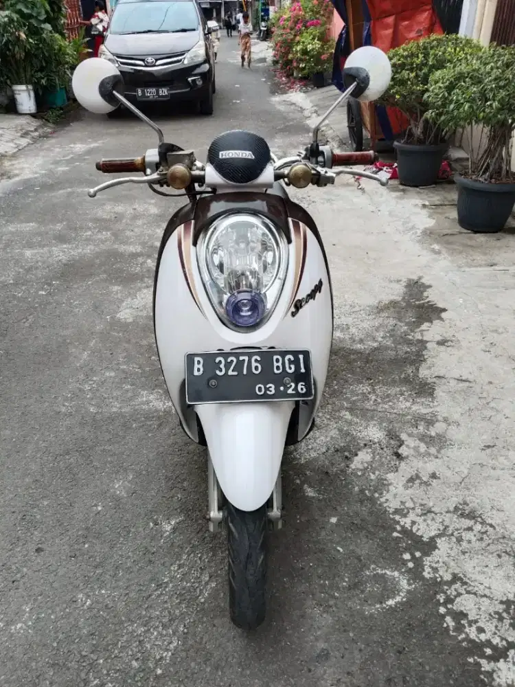 Honda Scoopy karburator tahun 2011 mesin cvt halus siap pakai