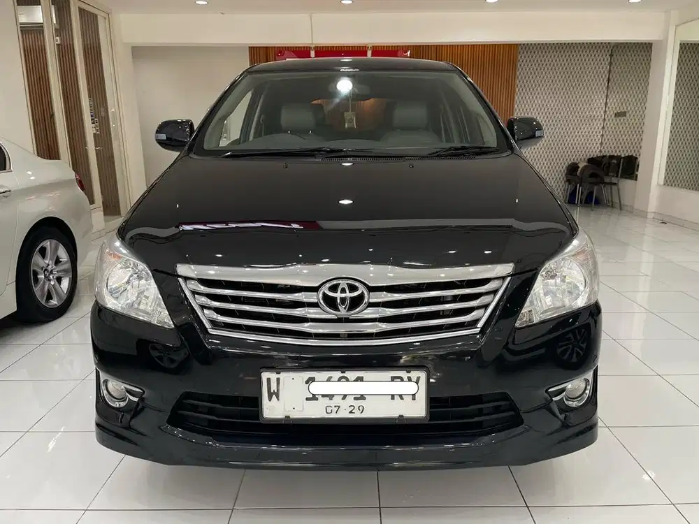 Toyota Innova 2.0 V Luxury Bensin Automatic 2013 Istimewa