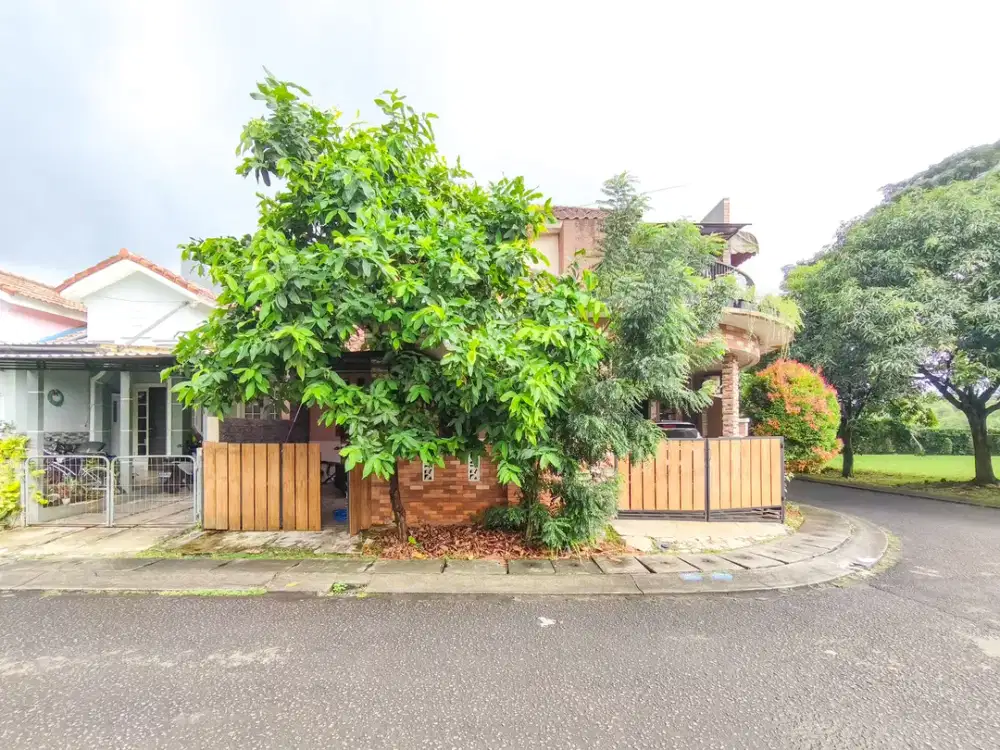 Rumah LB 250 Hadap Selatan 12 Menit ke Mall Teras Kota J-37042