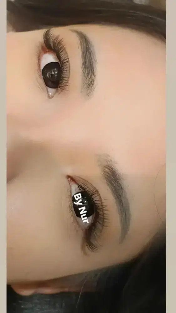 Eyelash freelance