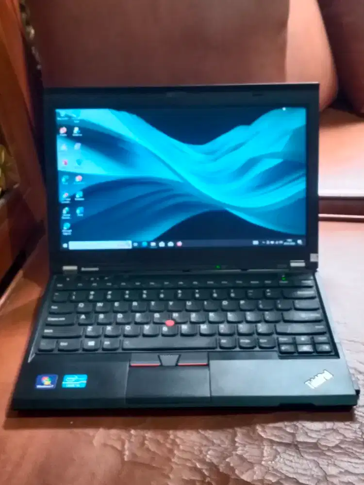 Lenovo i5 ram 10gb ssd 256gb