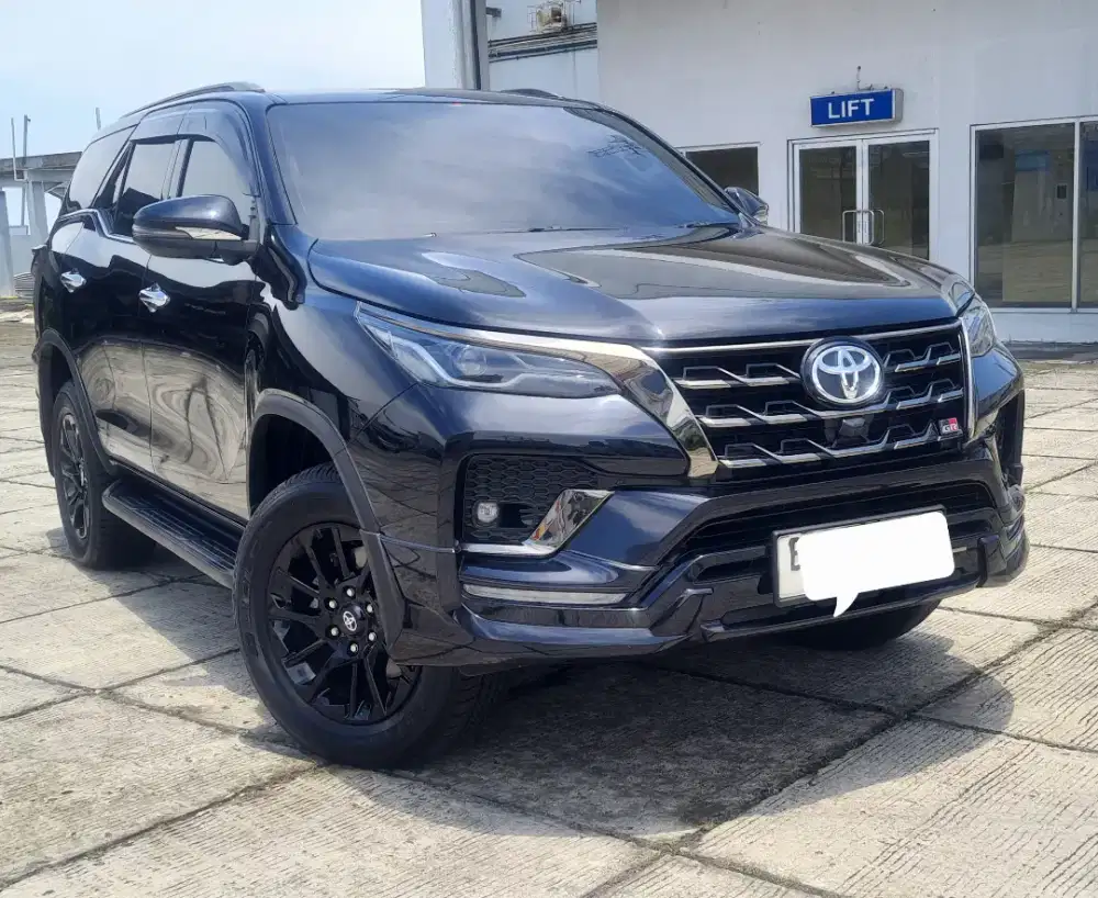 TOYOTA FORTUNER 2.8 [4x2] GR  DSL Solar AT facelift
Nik 2023