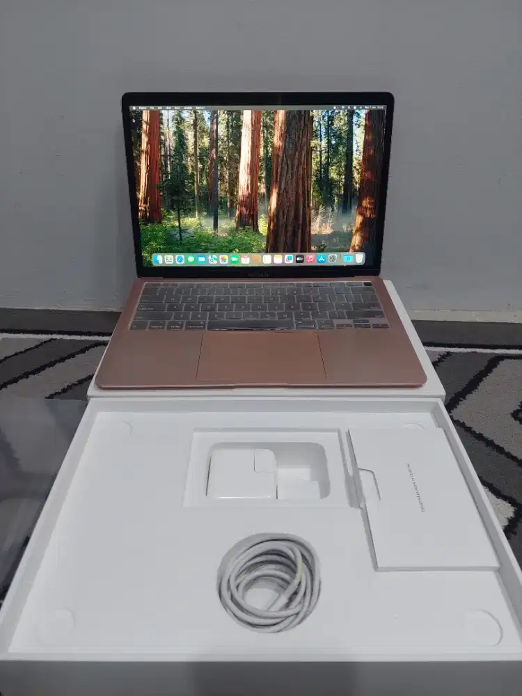 Mackbook Air i5 2020 8/512gb ibox