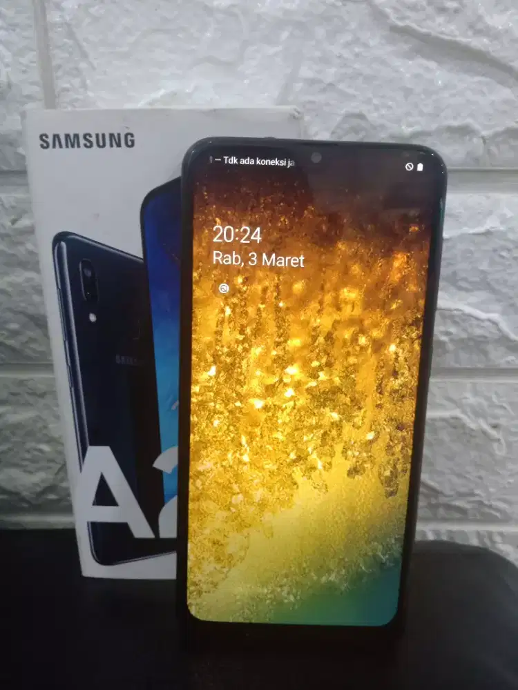 Jual samsung Galaxy a20