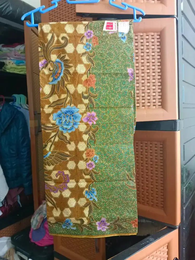 Batik halus dan cantik