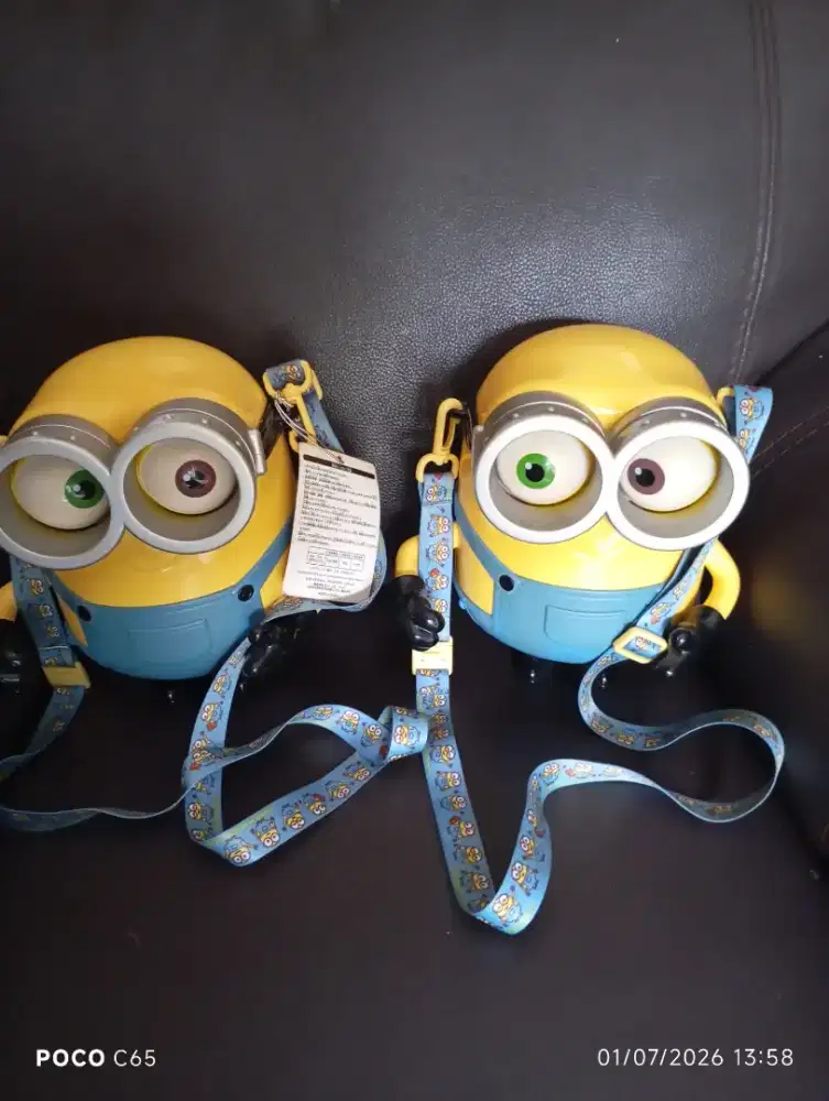 Minions Popcorn bucket with strap Universal Studio Japan (From Japan)