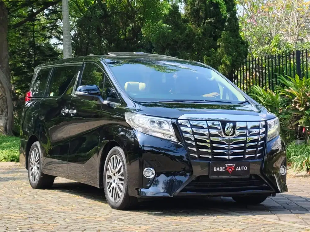 TOYOTA ALPHARD G 2.4 AT 2017 KM SUPER LOW BERGARANSI