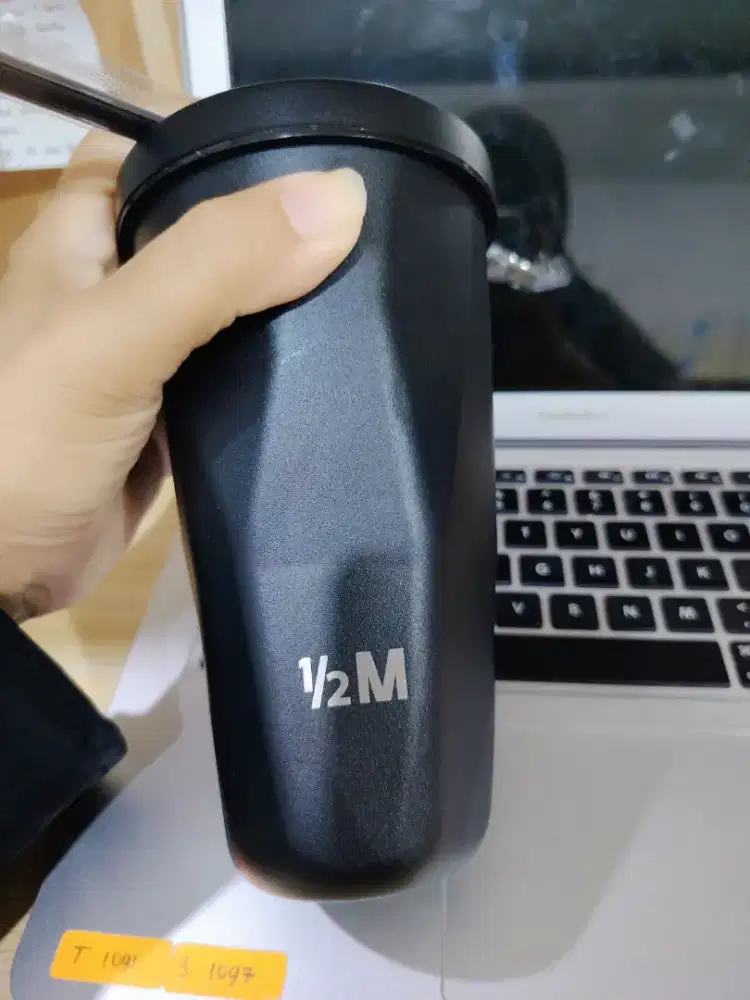 Thumbler half millions 1/2 M