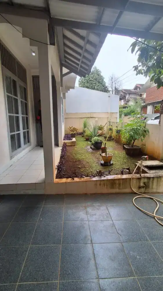 Rumah tanah luas dkt stasiun tdk banjir Perkici Bintaro Sektor 5