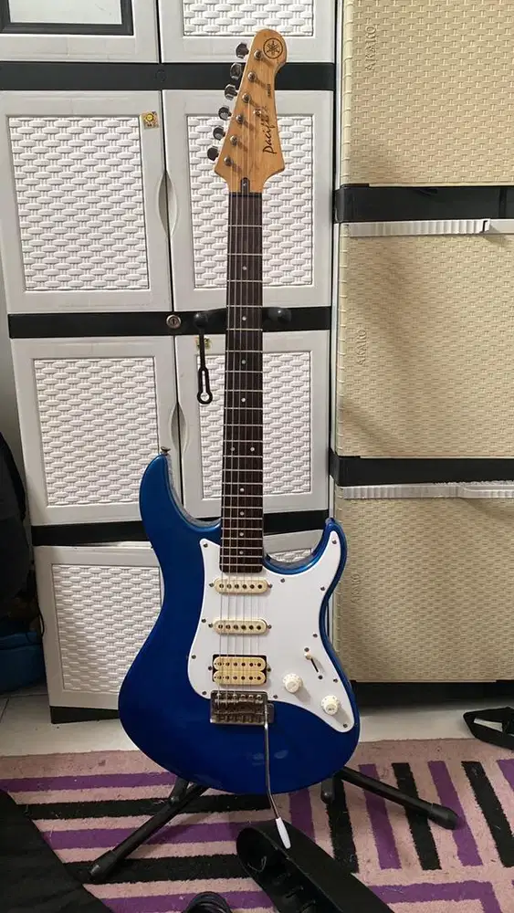 Yamaha pacifica pac 012 full sett