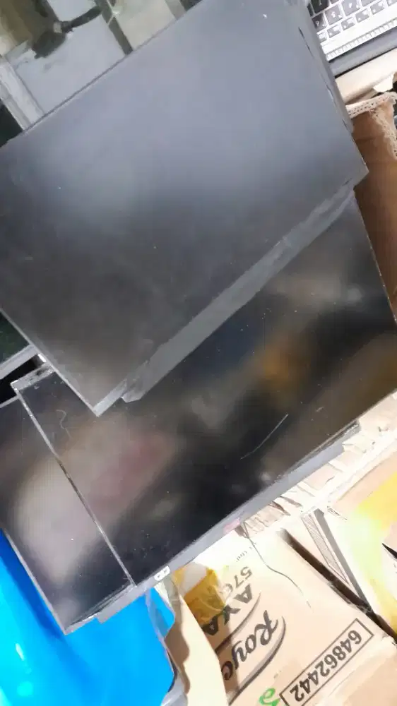 Dijual Layar  eks laptop kondisi apa adanya ..dijual Boronga